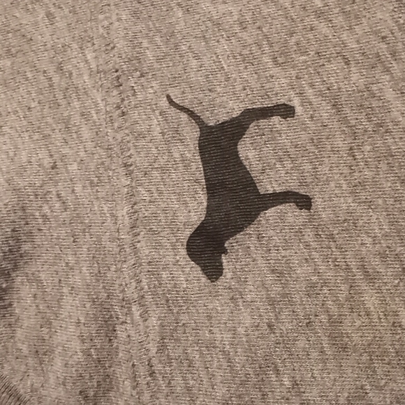 Women's Victoria's Secret PINK tshirt, gray, medium - Picture 5 of 7